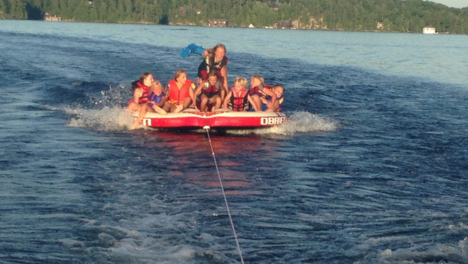 Enjoy summer with a cast
